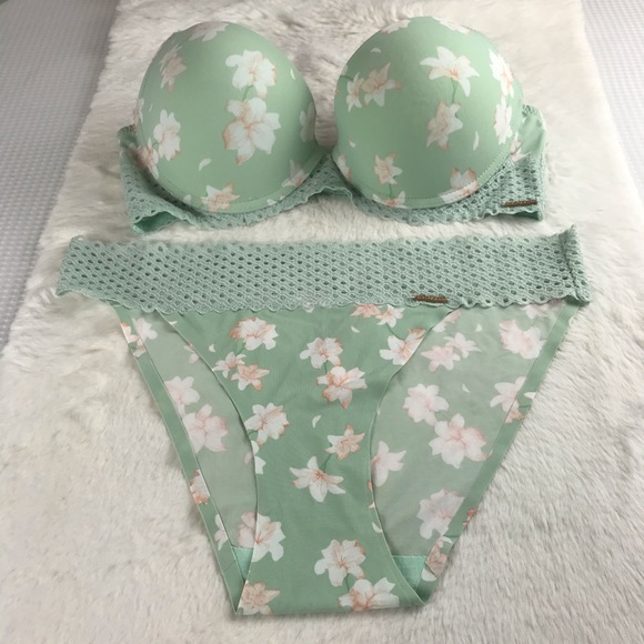 Vince Camuto Other - NWOT VINCE CAMUTO LACE TRIM FLORAL INTIMATE SET